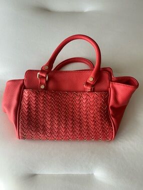 Women’s Red Woven Leather Tote Handbag